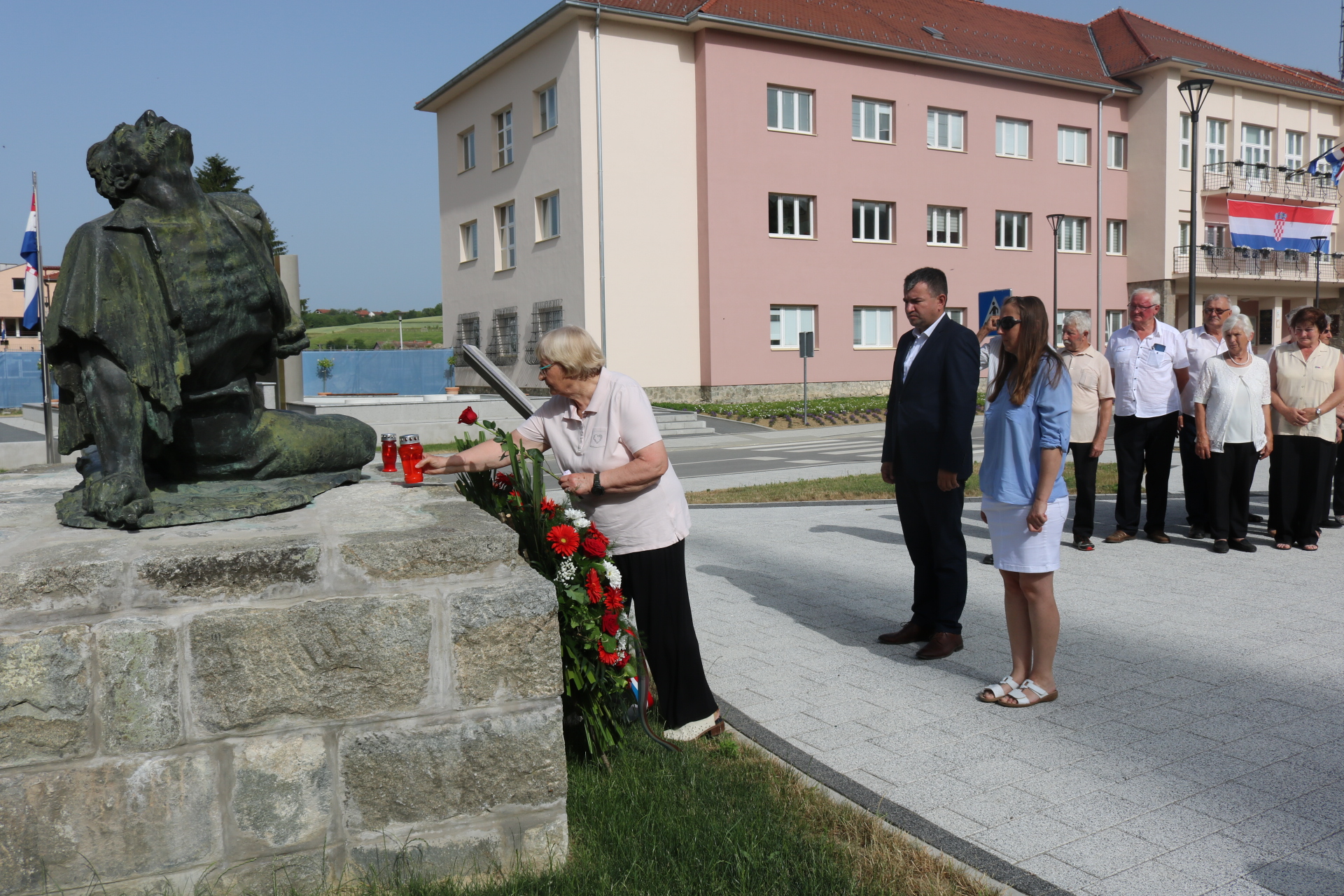 DAN ANTIFAŠIZMA Odana počast žrtvama iz NOB-a