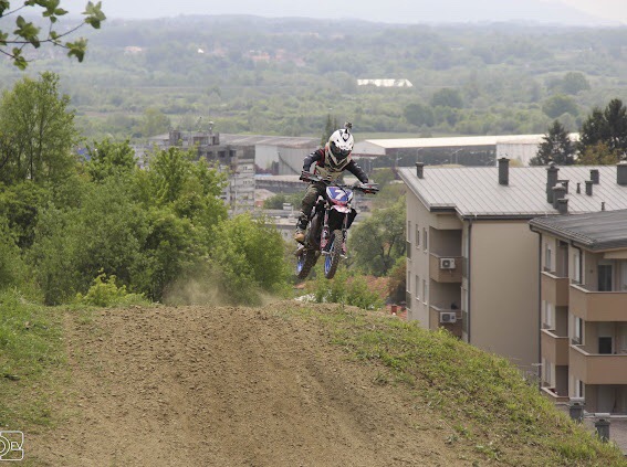 MOTOCROSS / Neshvatljiva pogreška zavojnog suca Lenčea koštala pobjede