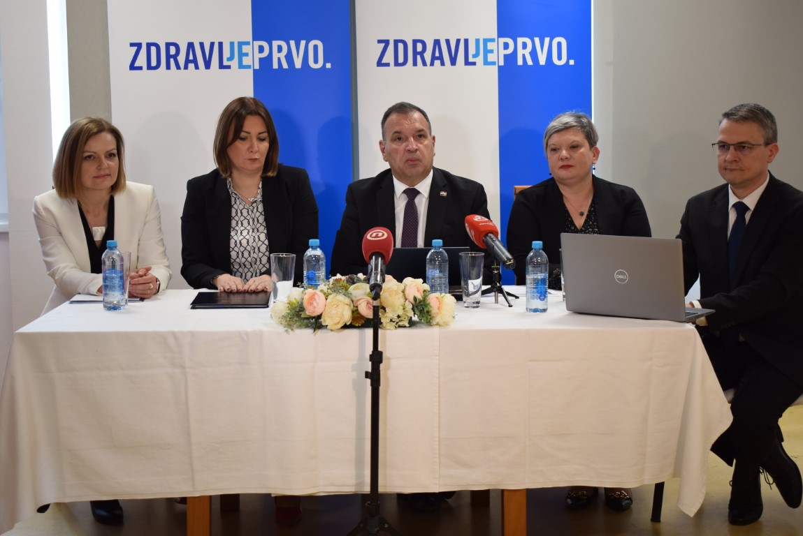 MINISTAR BEROŠ U PAKRACU Pacijente stavljamo u fokus zdravstvenog sustava