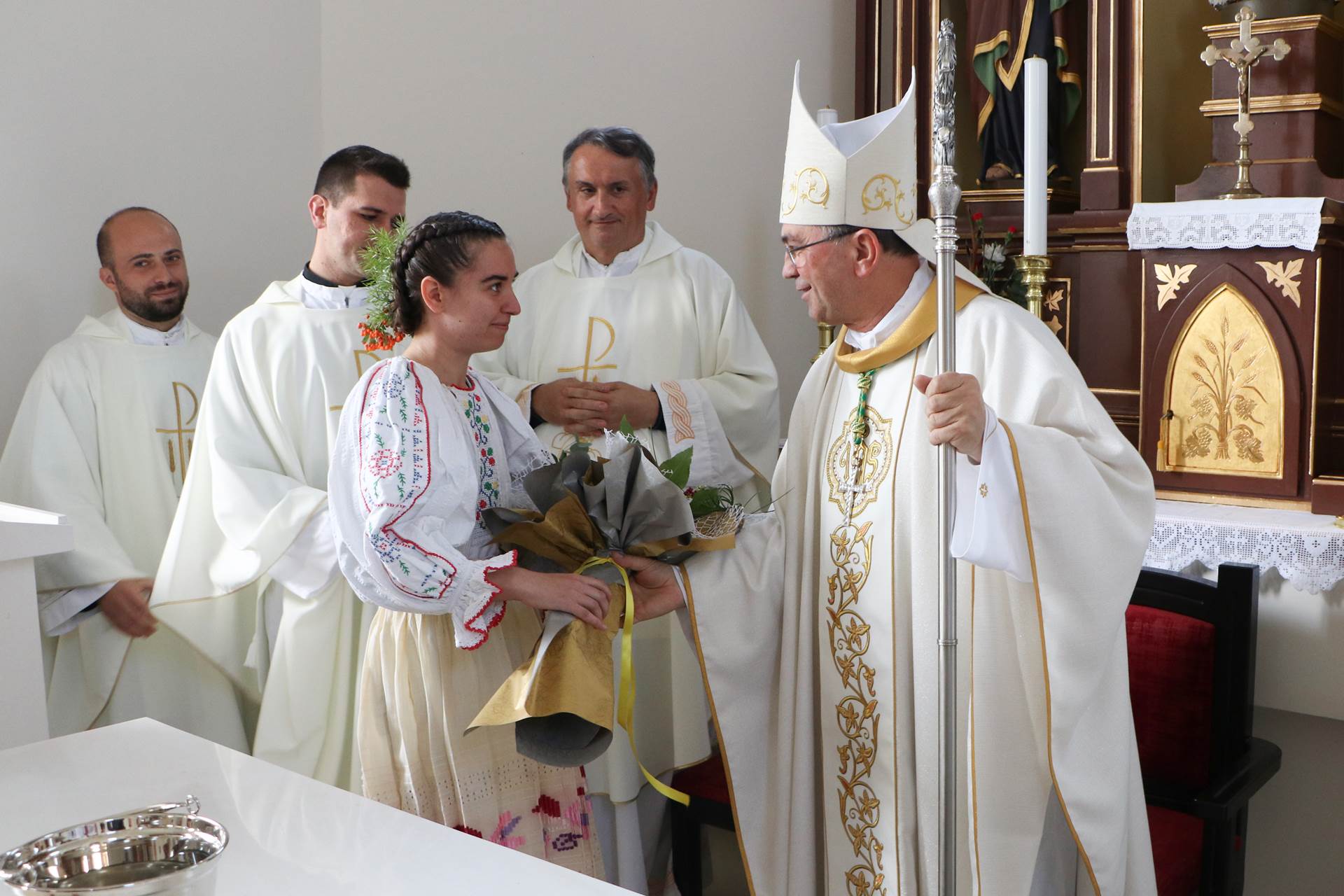 DONJA OBRIJEŽ Posveta župne crkve