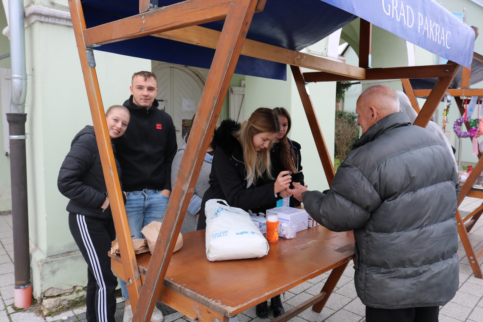 MEĐUNARODNI DAN VOLONTERA Udruga slijepih Pakrac-Lipik prikuplja sredstva za kombi s rampom