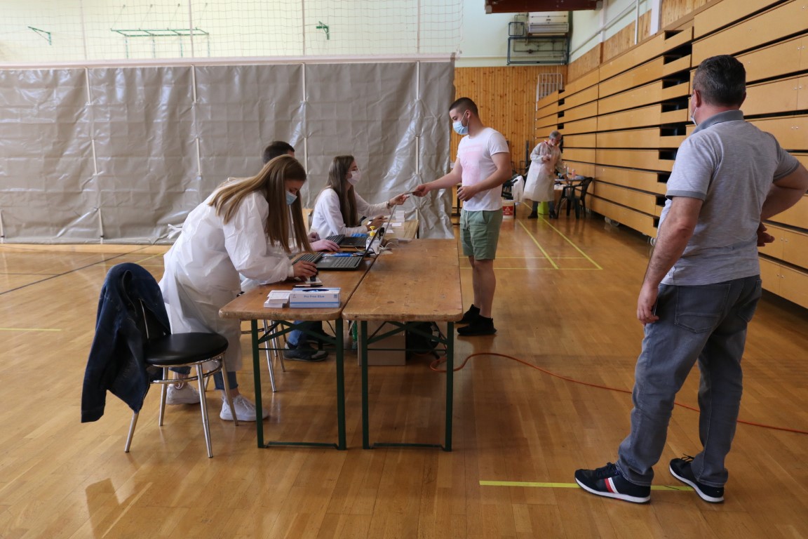 CIJEPLJENJE I službe i necijepljeni uporni