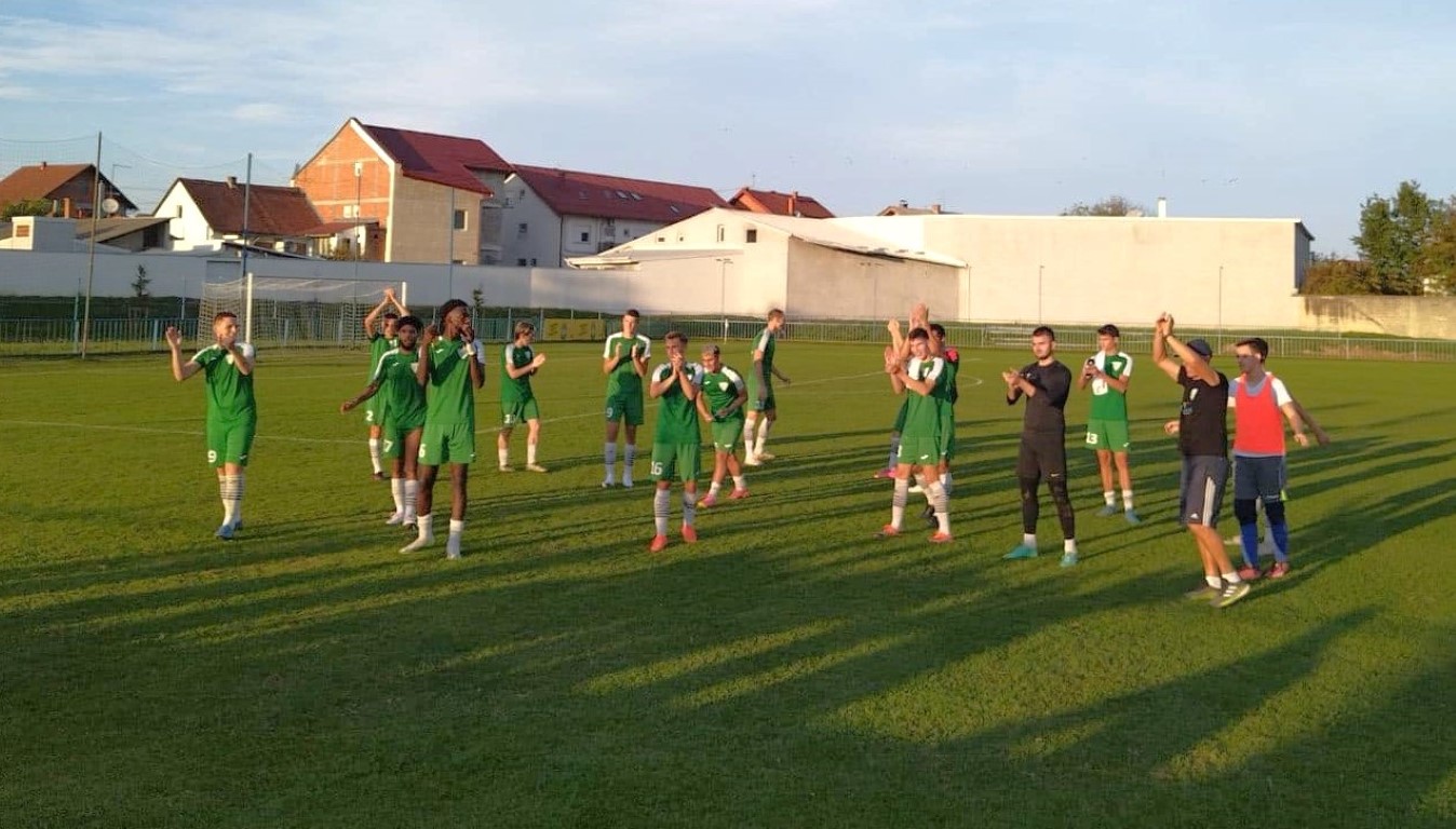 NOGOMETAŠI LI-PE NEZAUSTAVLJIVI Hajduku novi bodovi, Obriježani slavili u derbiju